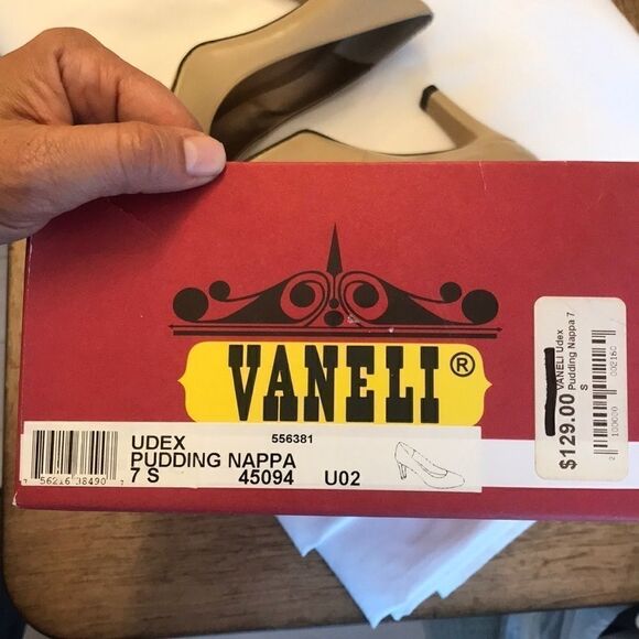VANELI SZ 7S TAUPE PUMPS. NEW. SLIM FIT - Picture 7 of 8